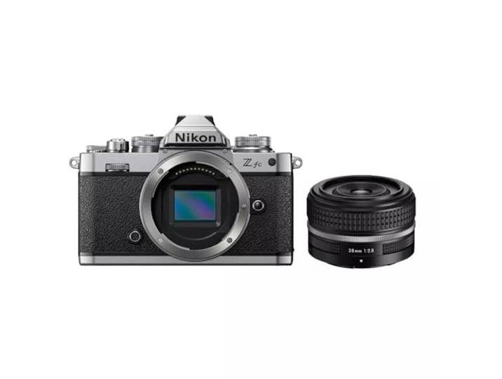 NIKON Z fc + Z 28mm f/2.8 SE