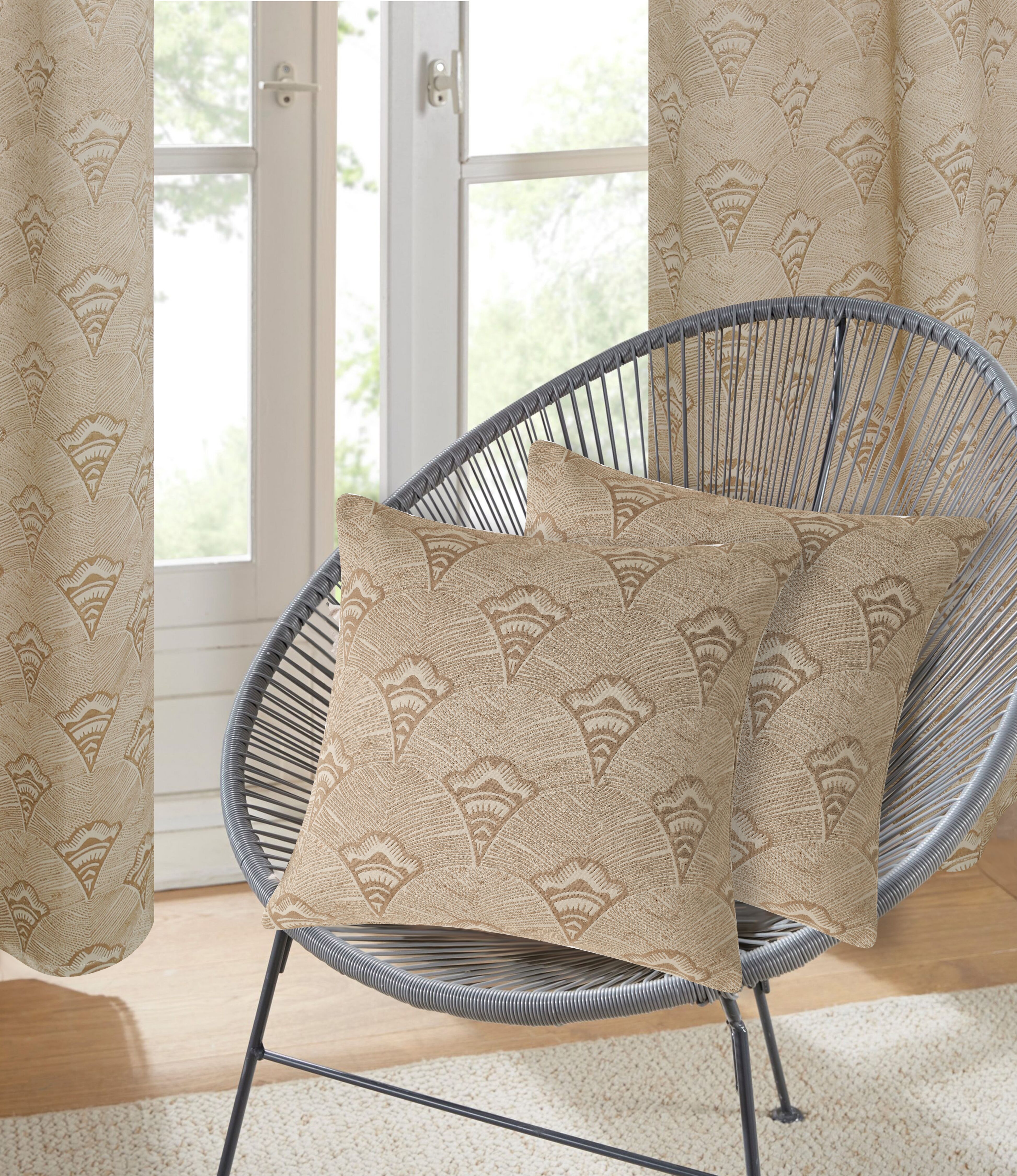 Dekokissen BRUNO BANANI "Alessio", beige (taupe), B:50cm L:50cm, Polyester, Dekokissen_Sitzkissen_Kissenhüllen, Dekokissen, recyceltes Material, ohne Füllung, Jacquard Muster, moderner Hingucker