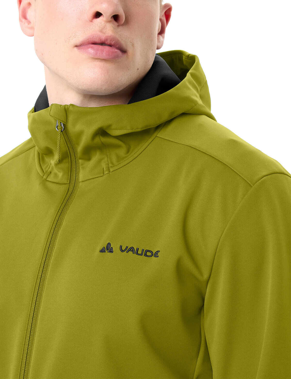 Softshelljacke VAUDE "MEN'S EVERHIKE SOFTSHELL HOODY", Herren, Gr. XL, grün (schwarz leaf), Softshell, Obermaterial: 100% Polyester. Futter: 100% Polyester, unifarben, regular fit taillenbedeckt, Rundhals, eingesetzt gerader Abschluss, Jacken Softshelljac