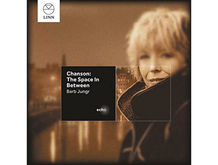Chanson: the Space in Between