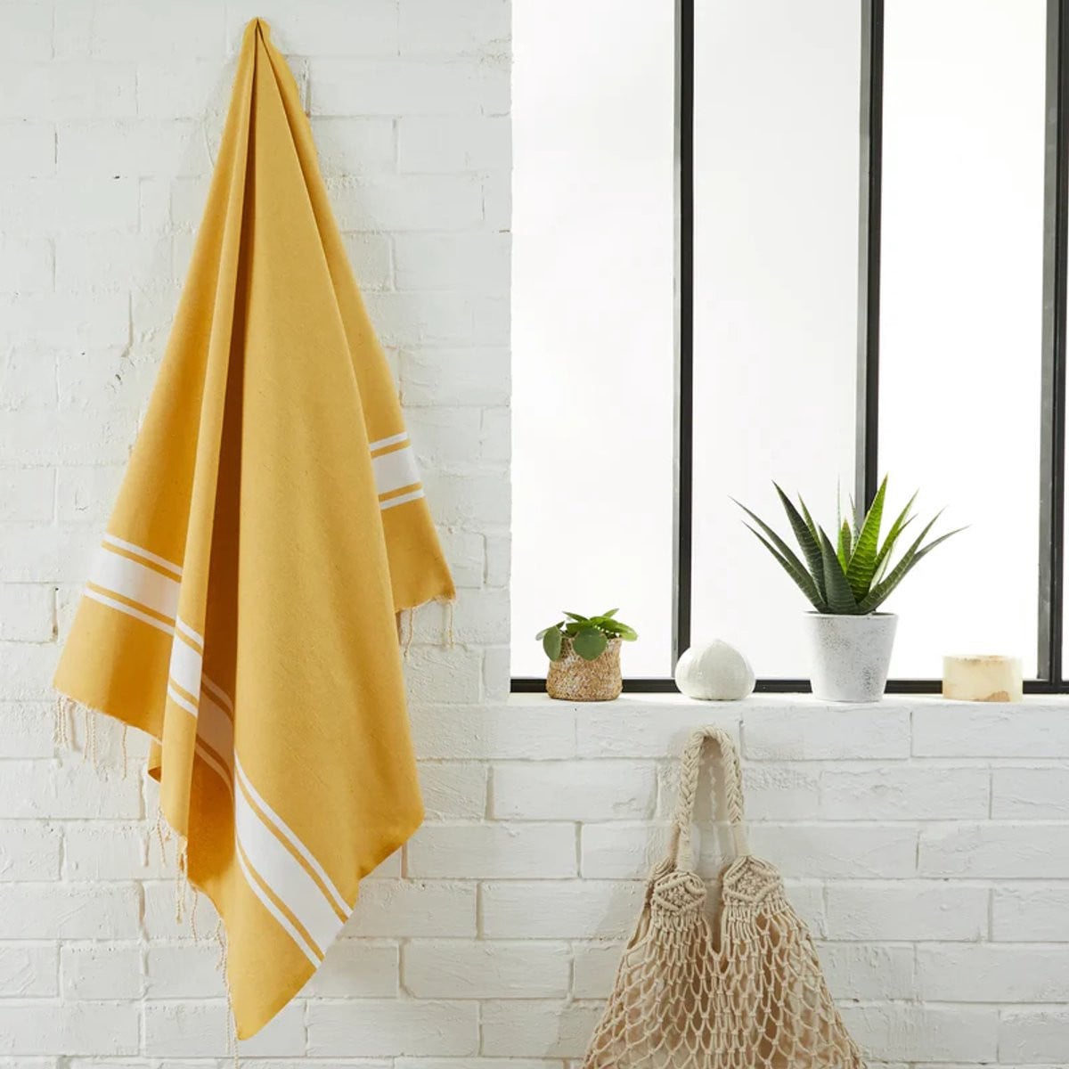By Foutas Classic Hamamdoek Mosterdgeel 100 x 200 cm