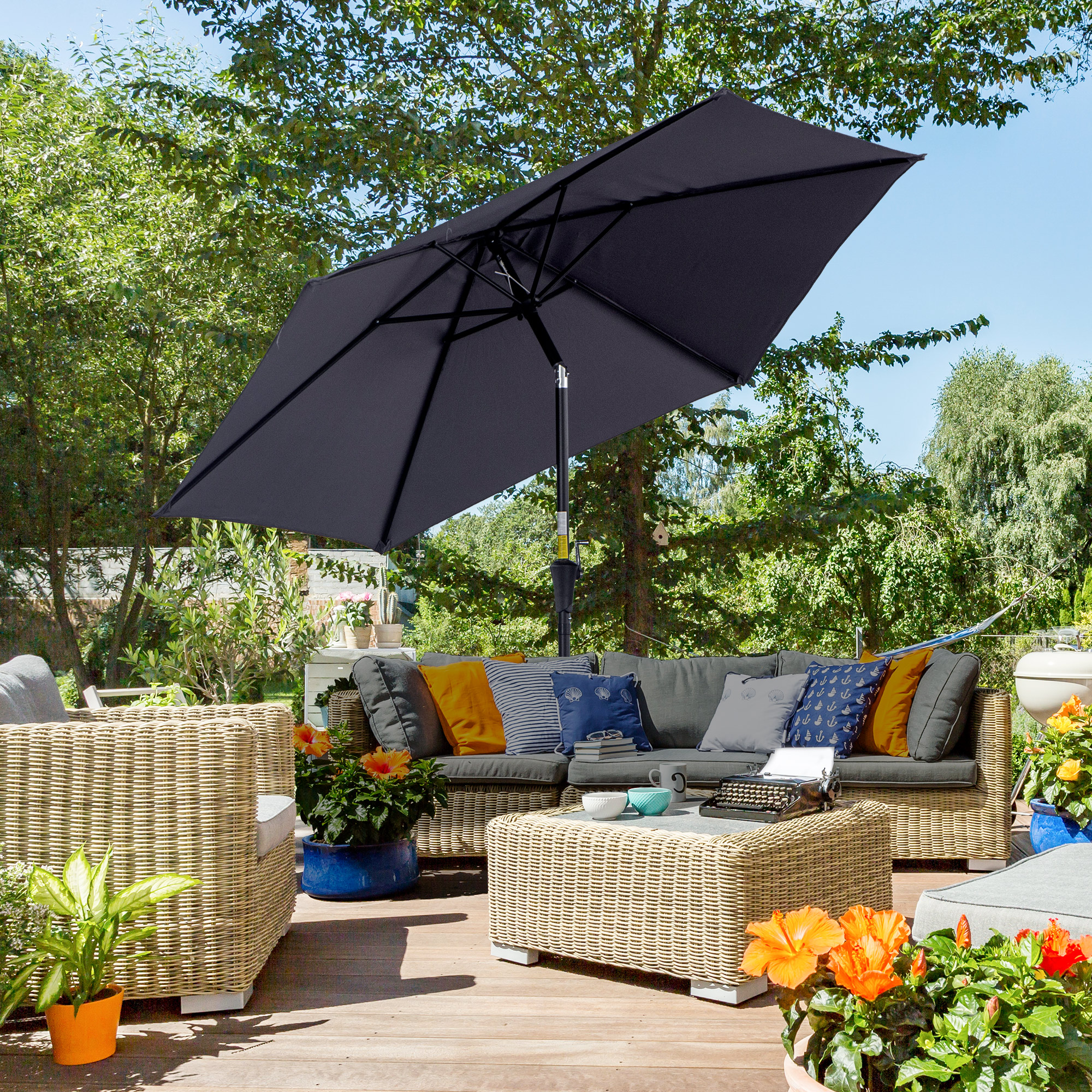 Outsunny Ombrellone da Giardino Inclinabile, Apertura a Manovella, Φ2.7x2.35m Grigio Aosom