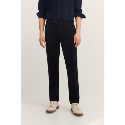 Cordhose BUGATTI "Modern Fit", Herren, Gr. 36, Länge 32, blau (390, marine), 77% Baumwolle, 22% Lyocell, 1% Elasthan, unifarben, normal, Hosen Cordhose, mit Soft Touch & Stretch-Komfort