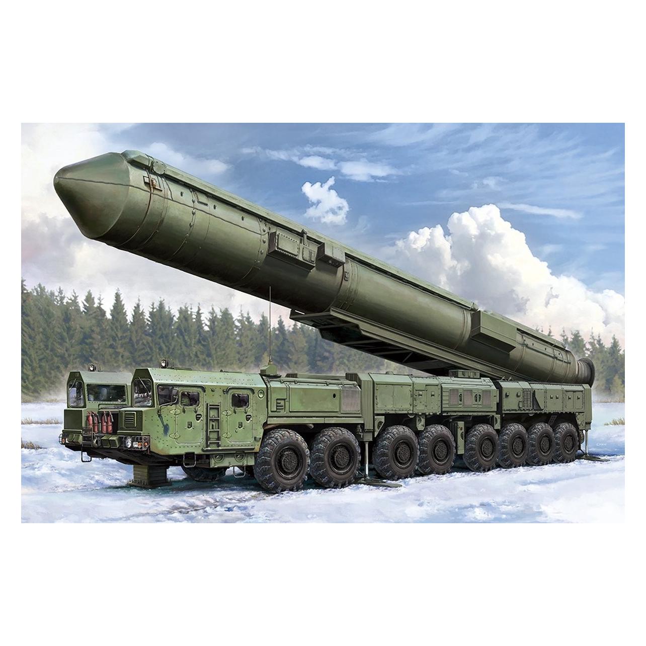 Hobby Boss 15U175 TEL of RS-12M1 Topol-M ICBM complex (82952)