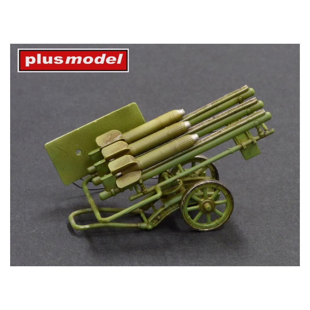 Plus Model Missiles RS-82 ground version (DP3044)