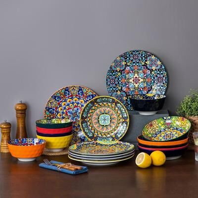 Vancasso SIMI 18-piece charming and perfect Porcelain Dinnerware Set