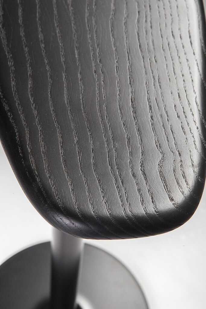 Lapalma Ryo Hocker / Stehhilfe (schwarz lackiert, Esche) schwarz lackiert   Esche