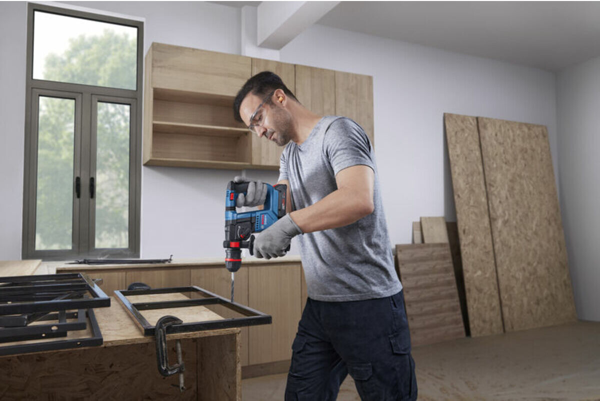 Bosch Akku-Bohrhammer mit ONECHUCK GBH 18V-18 X (0611927100)