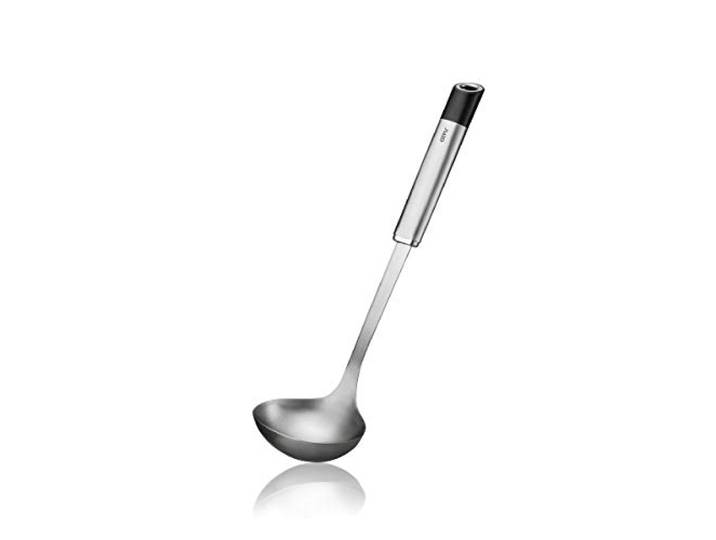 GEFU 29211 Schöpflöffel PRIMELINE - Suppenschöpfer aus Edelstahl - 100 ml Ergonomischer Suppenlöffel mit Schüttrand, Aufhängeöse und 34,5 cm Länge. Spülmaschinengeeignet und robust aus Edelstahl.