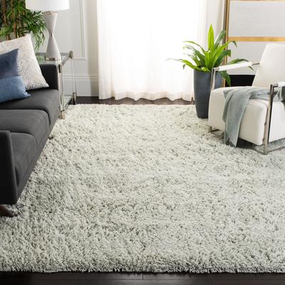 SAFAVIEH Handmade Ultra Classic Shag Stojka Solid Rug