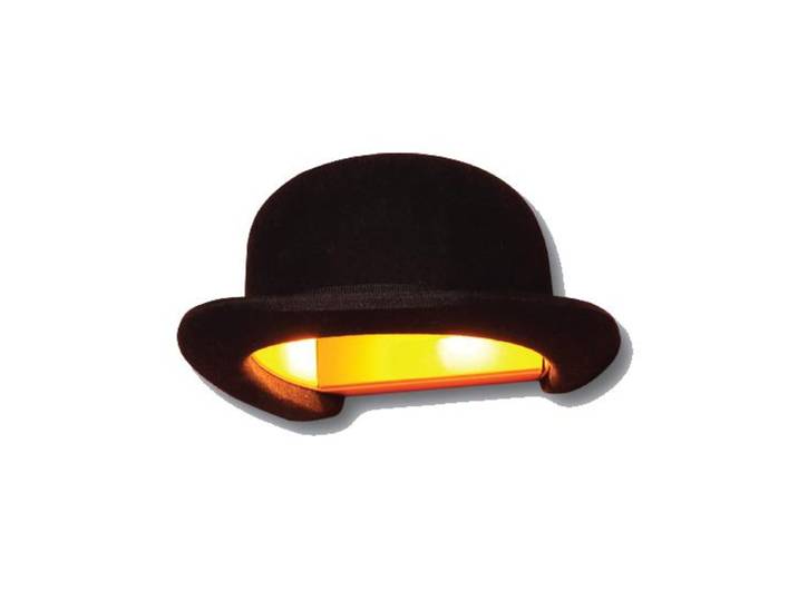 INNERMOST lampe murale applique avec le chapeau JEEVES WALL (Chapeau melon noir avec inteur dorBone - Feutre et aluminium anodisé)