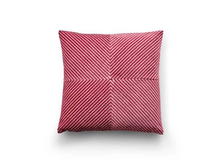 Eilersen Pyjamas Design 9 Kissen 50x50 cm Rosa-rot