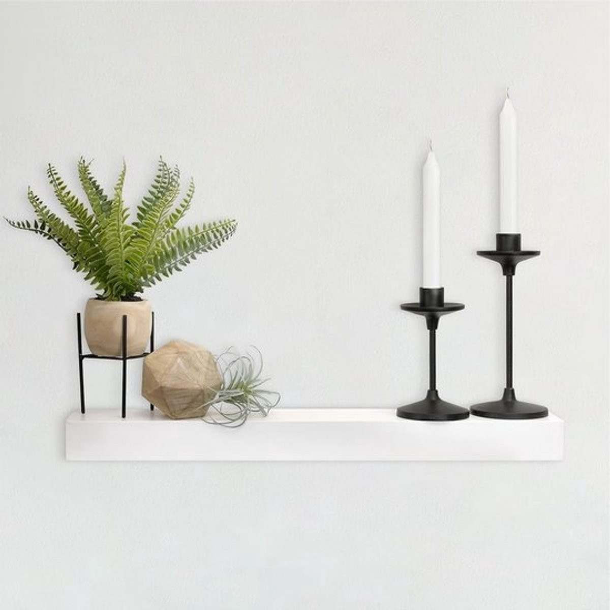 Zwevende wandplank wit 60 cm voor decoratie en presentatie