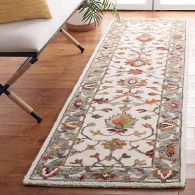 SAFAVIEH Handmade Aspen Skilina Boho Wool Rug