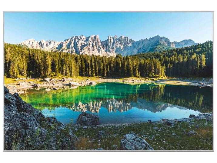 Bild mit Rahmen Idyllischer Bergsee image LAND