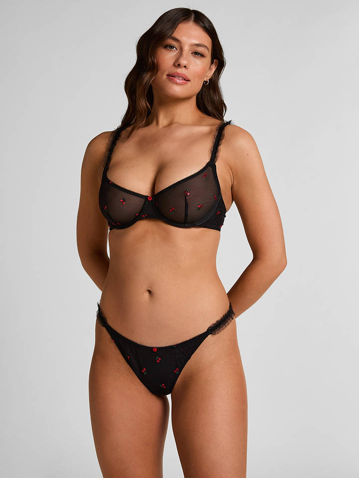 Hunkemöller Strings in Schwarz - L