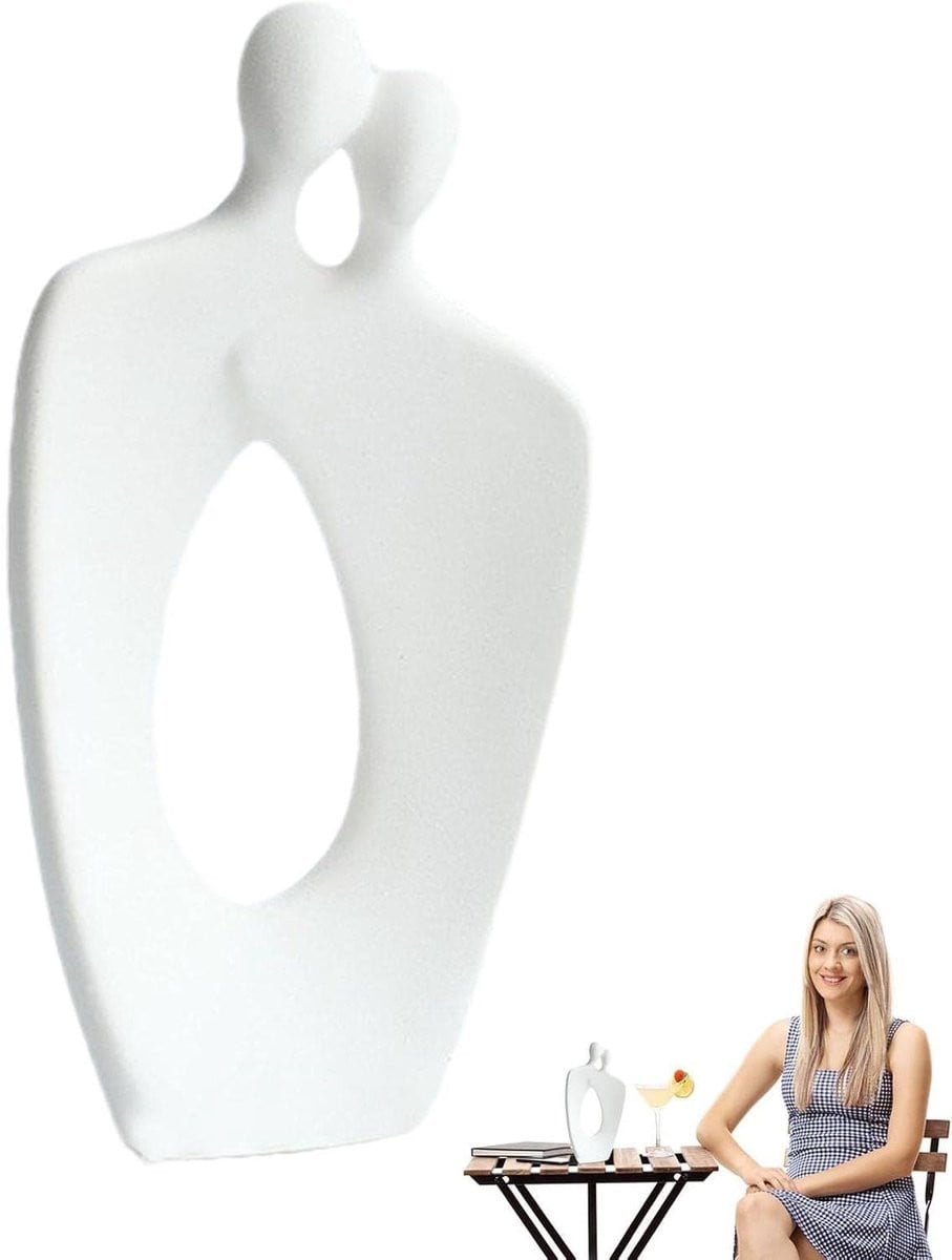 Handgesneden Keramisch Liefdesbeeldje - Sculptuur van een Paar voor Woondecoratie