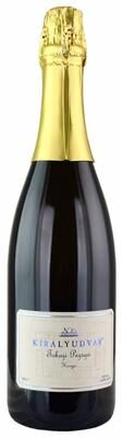"""Kiralyudvar Pezsgo Henye Sparkling 2022 Champagne - Hungary"""