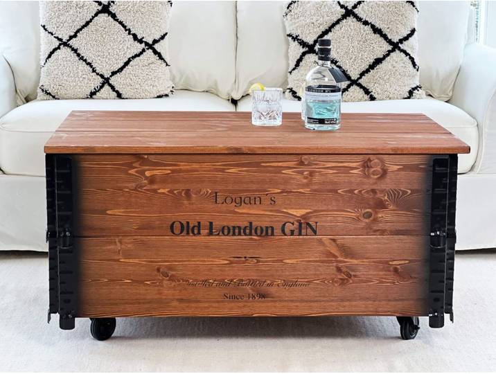 Truhentisch XL London Gin dunkelbrauner Vintage Couchtisch