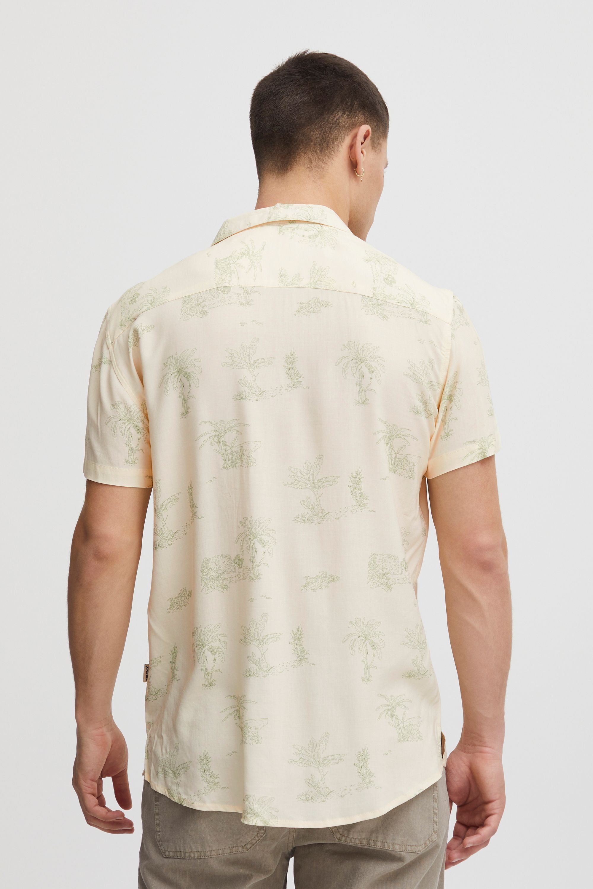 Kurzarmhemd BLEND "Kurzarmhemd BHShirt", Herren, Gr. L, N-Gr, grün (lemon icing), Obermaterial: 100% Viskose CV., Hemden Kurzarmhemd