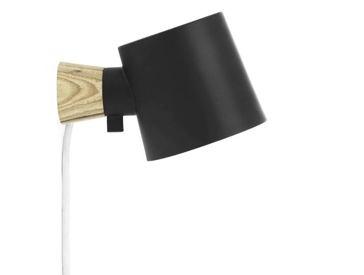 Normann Copenhagen - Applique orientable Rise - Bois naturel - Frêne massif - Designer Marianne Andersen