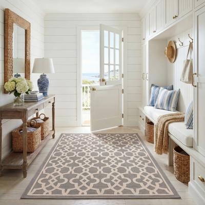 SAFAVIEH Courtyard Raquel Indoor/ Outdoor Waterproof Patio Backyard Rug