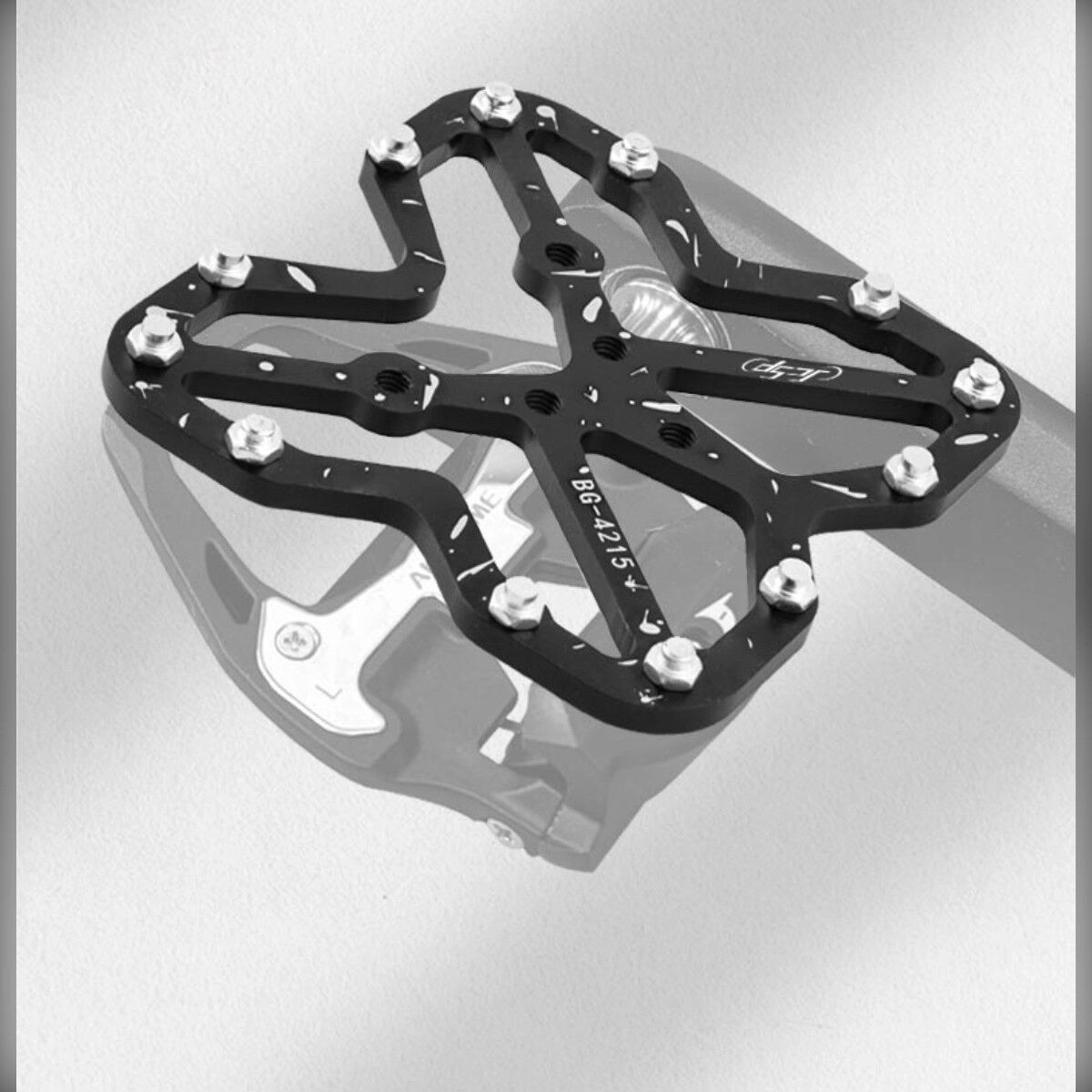 INF Schnellwechsel-Flachpedal-Adapter aus CNC-Aluminiumlegierung, Breite Plattform, kompatibel mit Shimano SPD