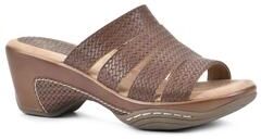 Women's White Mountain Valora Mule Sandal by White Mountain in Brown Woven (Size 9 M)