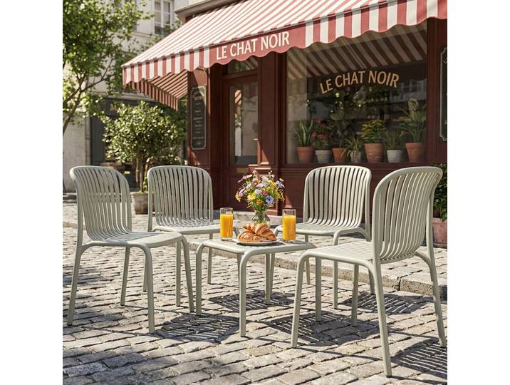 Set: 4 Gartenstühle und ein Beistelltisch, Bauhaus-Optik, beige