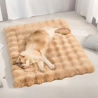 Uplift Essentials Four Seasons Cozy Plush Pet Mat brown m