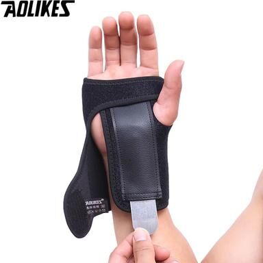 Uplift Treasures AOLIKES Adjustable Wrist Support Wrap For Weightlifting And Gym black right Hand