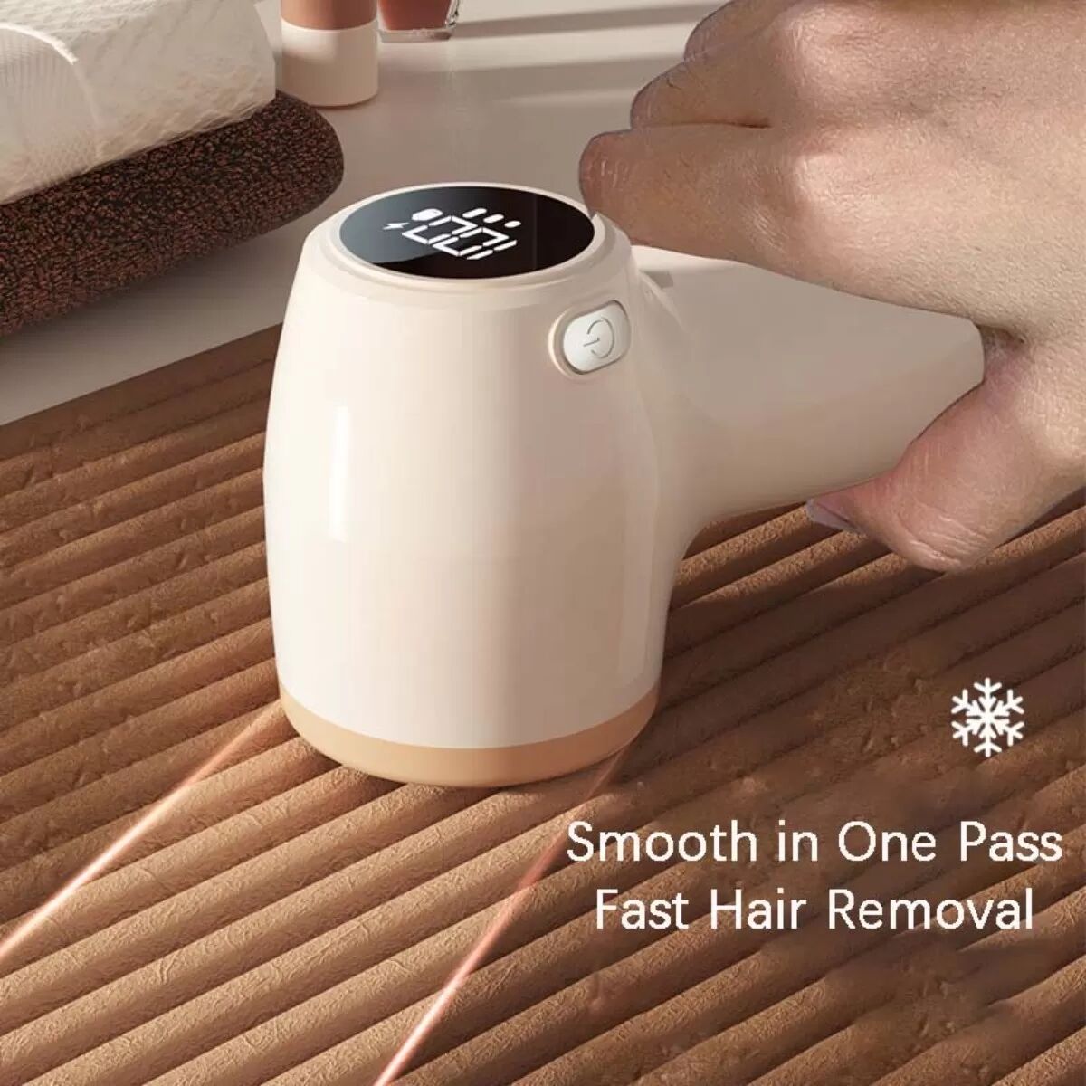 INF Digitaler, wiederaufladbarer Fusselrasierer mit Display – Portabler Fusselentferner mit Schwebeklinge Beige