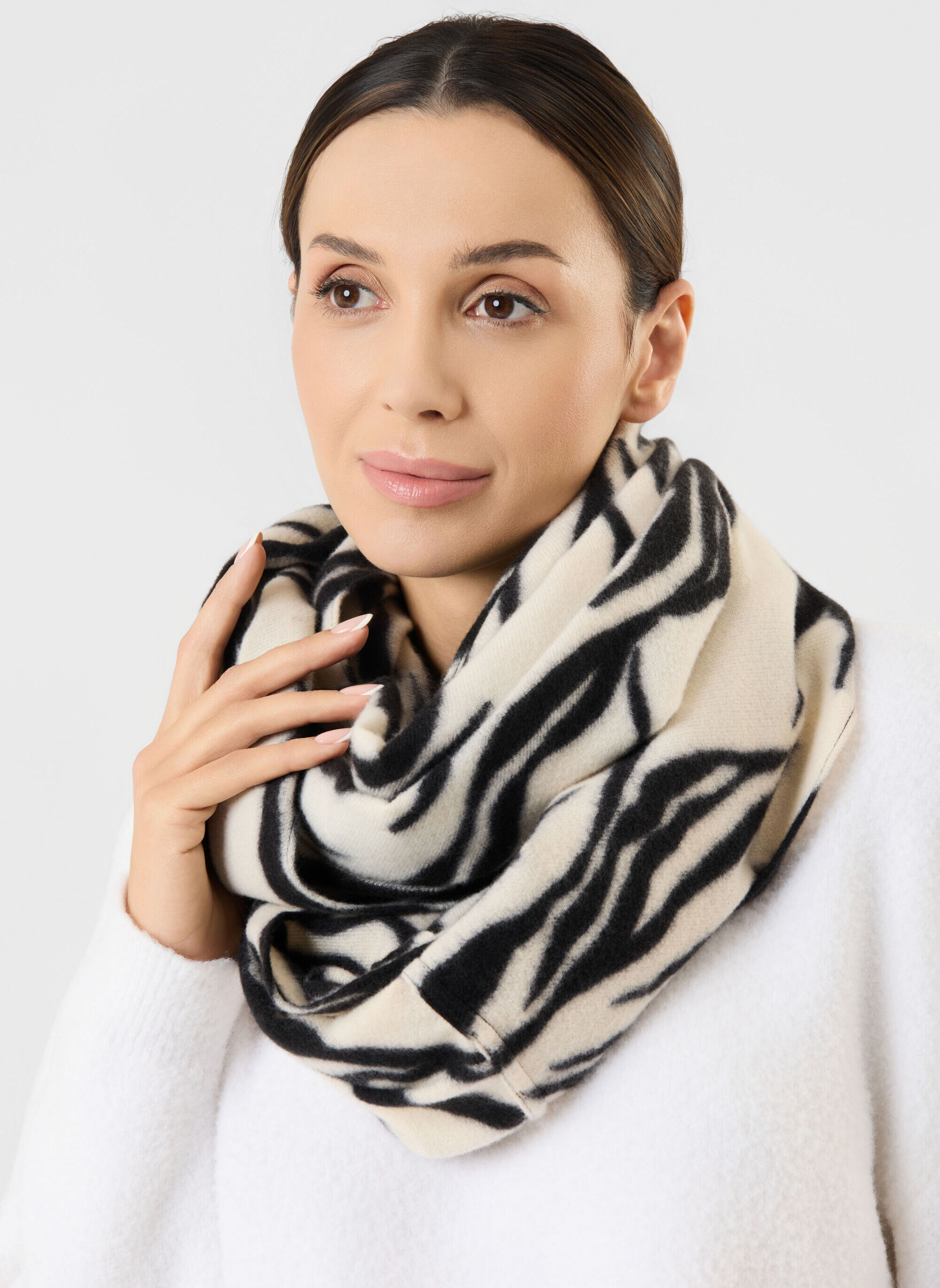 Loop CODELLO "Codello Schal", Damen, schwarz-weiß (weiß), Obermaterial: 100% Polyester PES., Modetücher Loop, mit Zebra-Muster