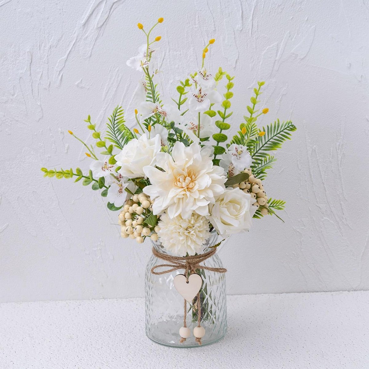 Realistische kunstbloemen met witte vaas voor woonkamer decoratie, Hoogte: 33 cm