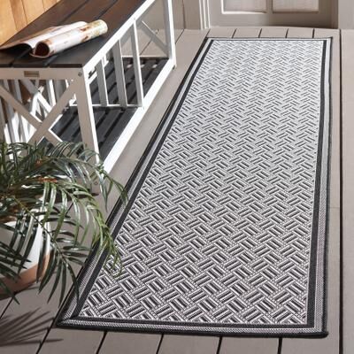 SAFAVIEH Terrace Elita Indoor/Outdoor Washable Backyard Patio Rug