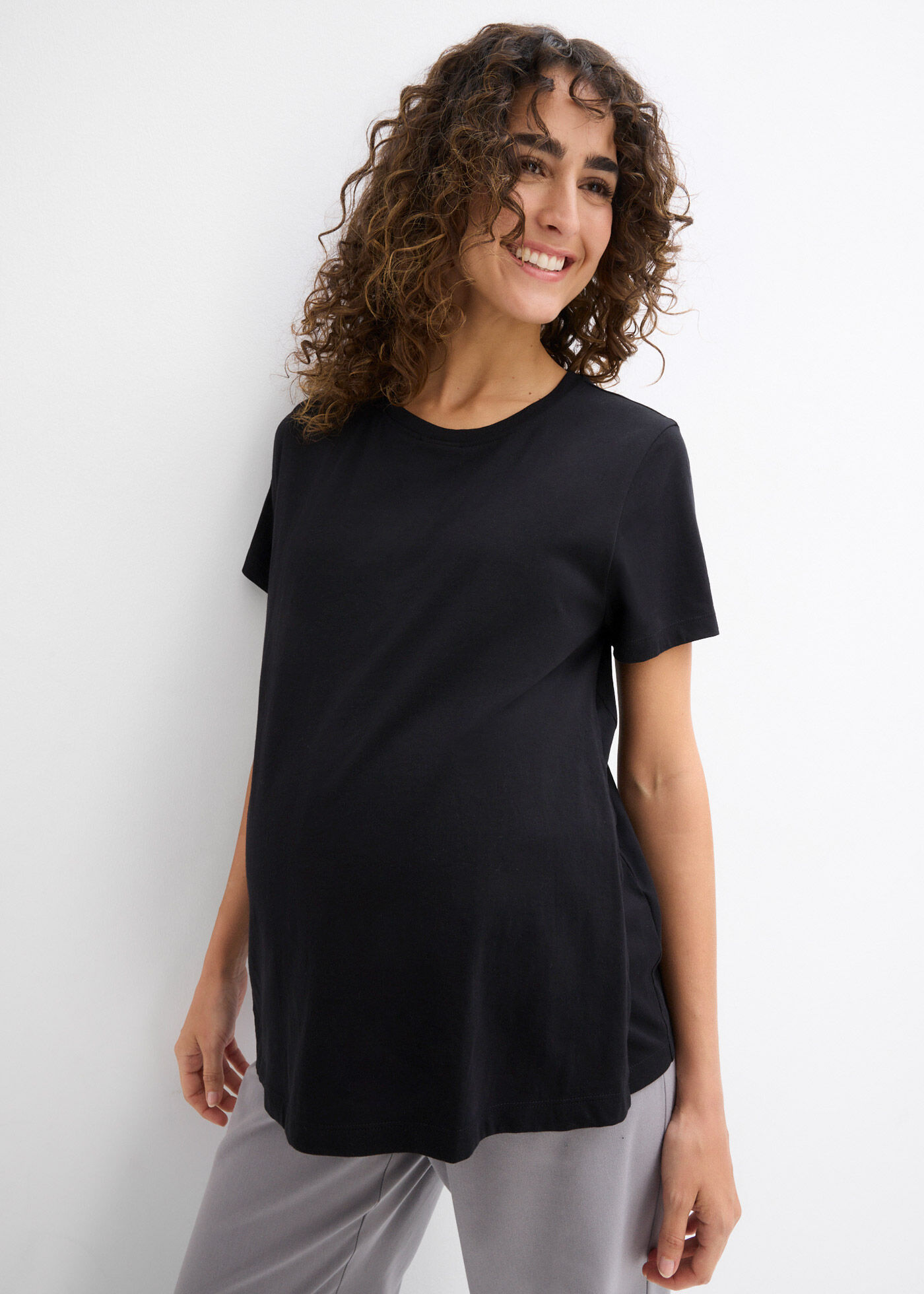 Umstandsshirt BONPRIX, Damen, Gr. 52/54 (XXL), schwarz, schwarz, Jersey, Obermaterial: 60% Baumwolle, 40% Polyester, unifarben, lässig geschnitten hüftbedeckend, Rundhals, Shirts Umstandsshirt, lässige Passform, Kurzarm, mit Stillfunktion schwarz, schwarz