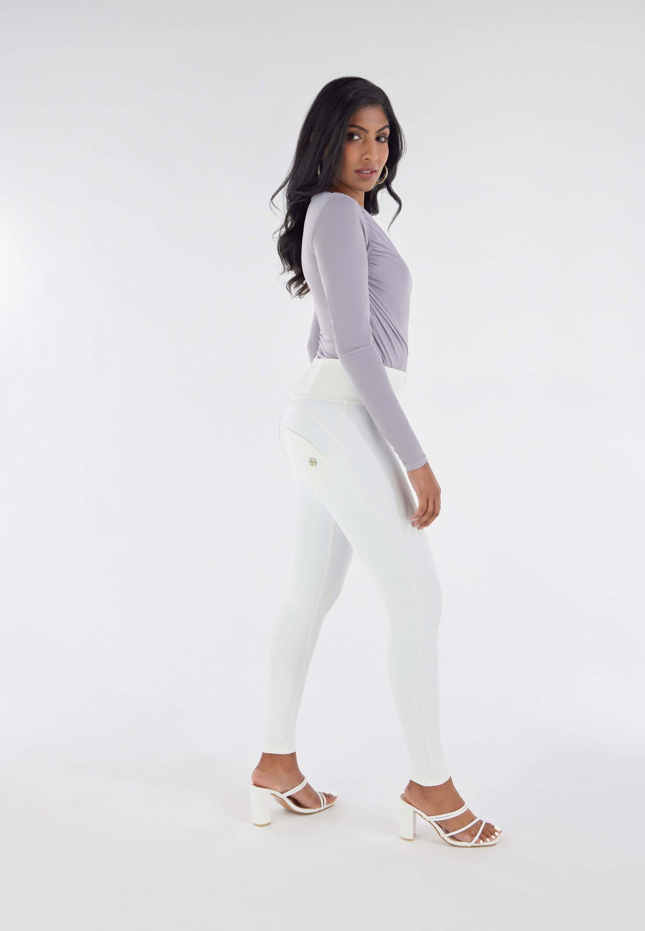 Leggings FREDDY "Leggings WRUP2HC006PREC", Damen, Gr. S, EURO, weiss (weiß), Obermaterial: 72% Polyester PES. 15% Polyurethan PU. 13% Elasthan EL., Hosen Leggings weiß S, EURO