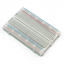 Breadboard mit 400 Kontakten