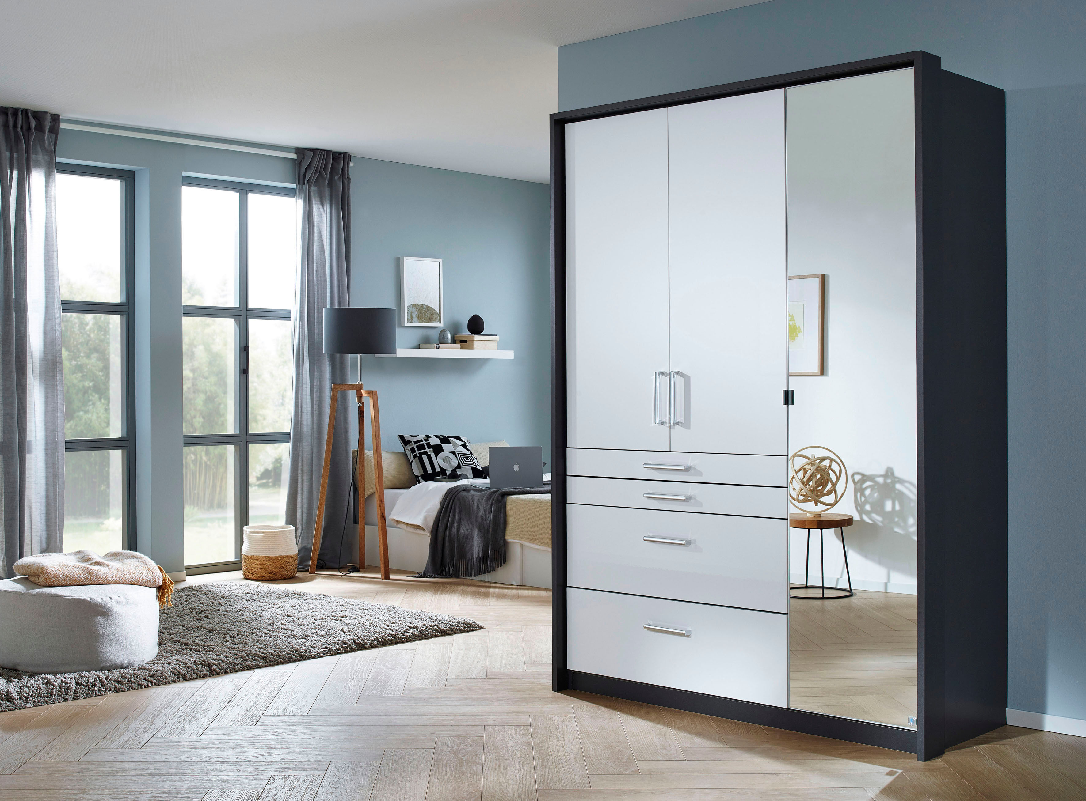 Drehtürenschrank RAUCH "Kleiderschrank Schrank Garderobe Garderobenschrank HOMBURG", weiss (graumetallic, hochglanz weiß), B:136cm H:197cm T:54cm, Holzwerkstoff, Schränke, Drehtürenschrank, inkl. Passepartout, oberer Schubkasten mit Einteilung MADE IN GER