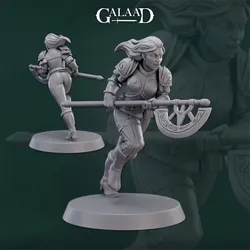 Female Fighter Charge Axe von Galaad Miniatures aus Warriors Release