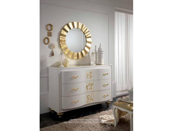 JVmoebel Kommode Italienische Holzkonsole mit elegantem Design und Handwerkskunst, Made in Europa