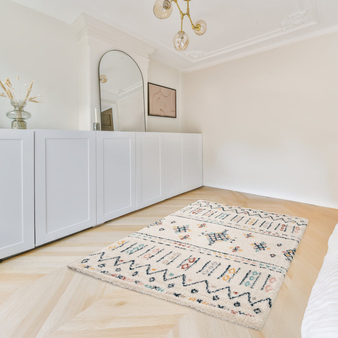 Gracie Oaks Abriela Moroccan Shag Area Rug Cream Rectangle 200 x 290cm