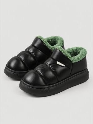 LightInthebox Women's Black Winter Puffer Slippers – Faux Fur Lined House Shoes, Cozy Slip-On Snow Slippers with Warm Fuzzy Interior, Casual Indoor Winter Footwear for Home, Winter Gift Cold Weather Comfort