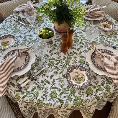 Decor Mantra Round Tablecloth- Green Chintz