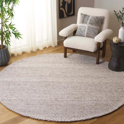 SAFAVIEH Marbella Annabella Wool Rug