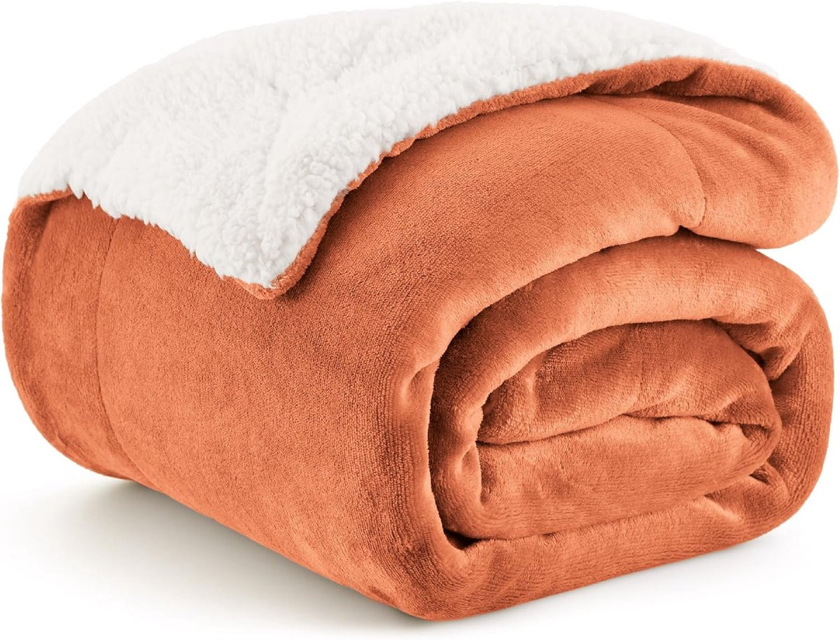 Knuffeldeken Mango Oranje - Warme en Zachte Plaid - 130 x 150 cm