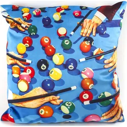 Seletti Wears Toiletpaper PE Snooker Kissen