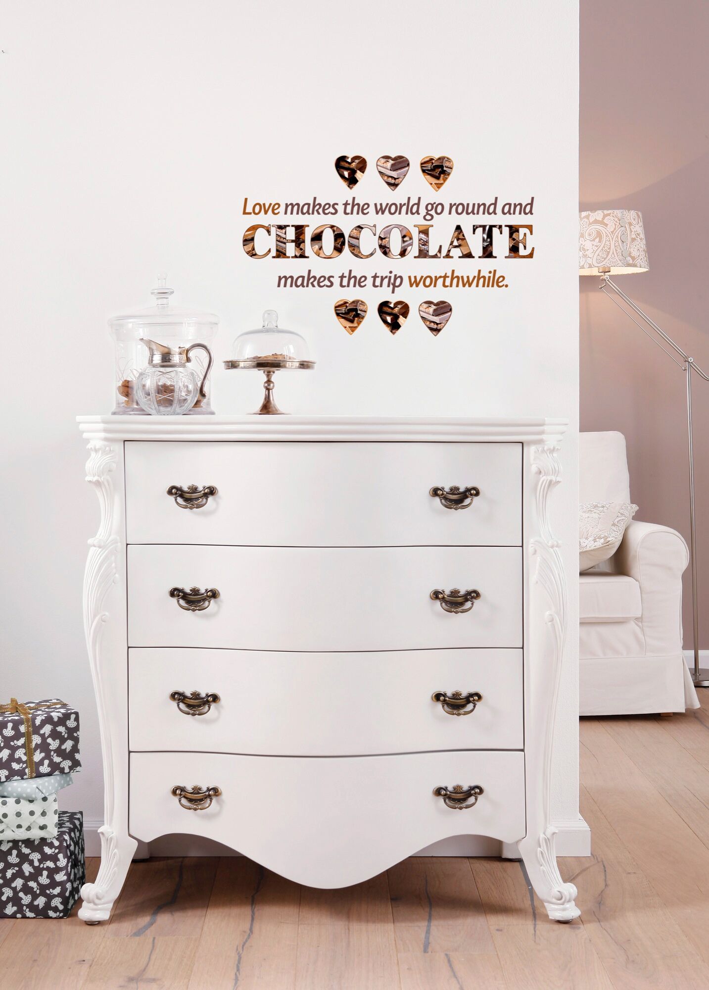 Wandtattoo KOMAR "Chocolate - Grösse 50 x 70 cm", braun, B:50cm H:70cm, Folie, Wandtattoos, Wandtattoo, selbstklebend, Wandsticker braun B/H/T: 50cm x 70cm, Herzen Schokolade Schrift