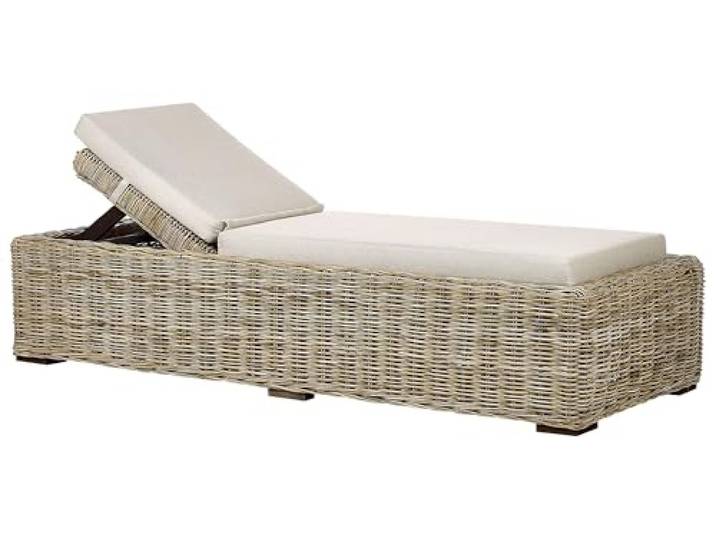Beliani Gartenliege Rattan natürlich mit Auflage beige verstellbare Rückenlehne Palese