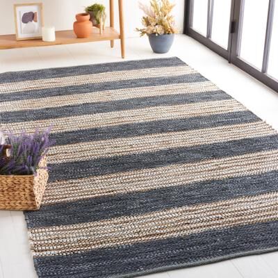 SAFAVIEH Handmade Vintage Leather Firmina Modern & Contemporary Leather Rug